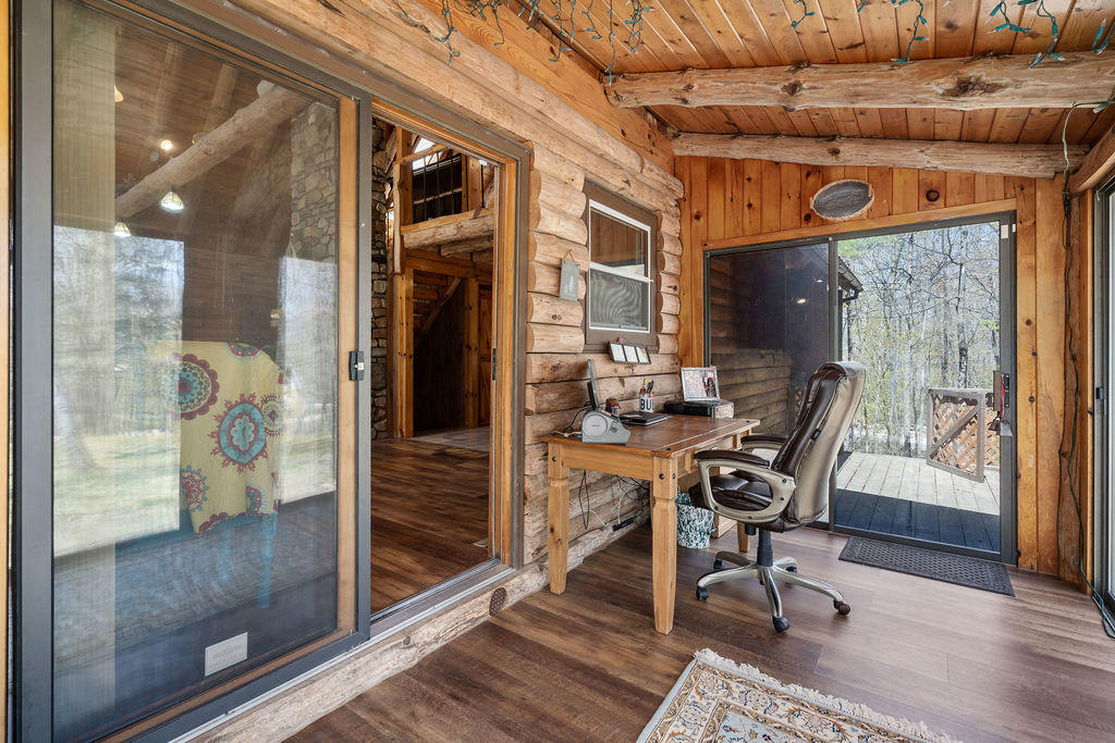 22 Birchwood Lane Poland ME 04274