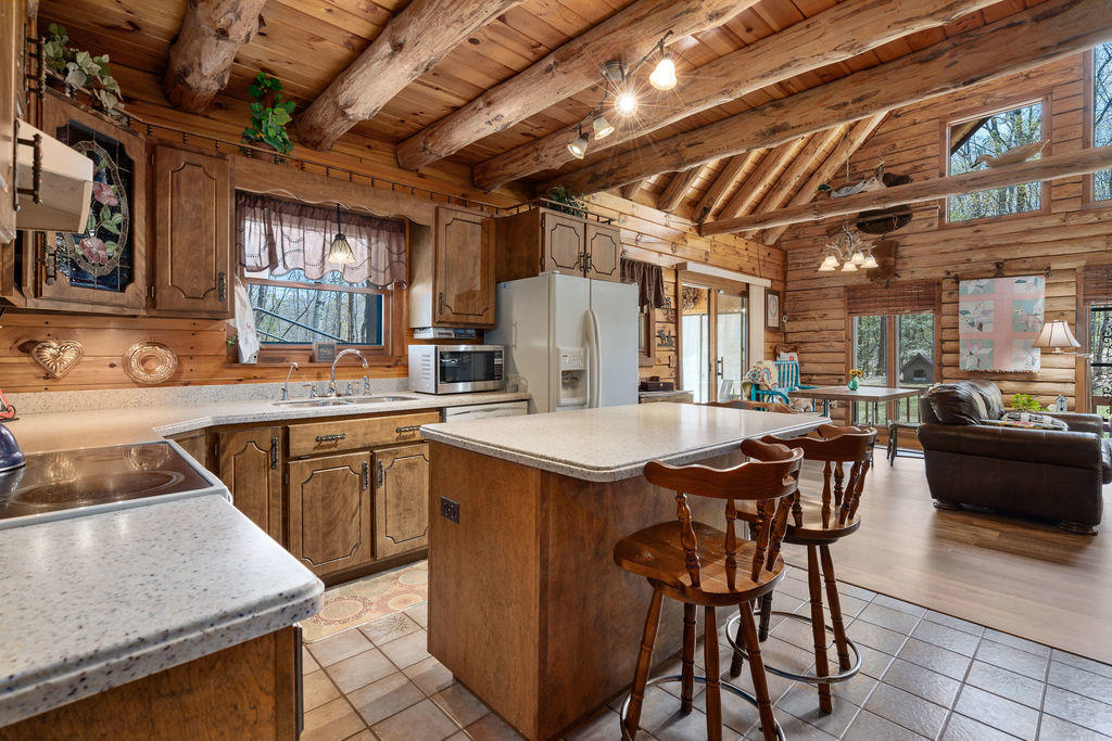 22 Birchwood Lane Poland ME 04274