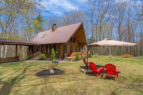 22 Birchwood Lane Poland ME 04274