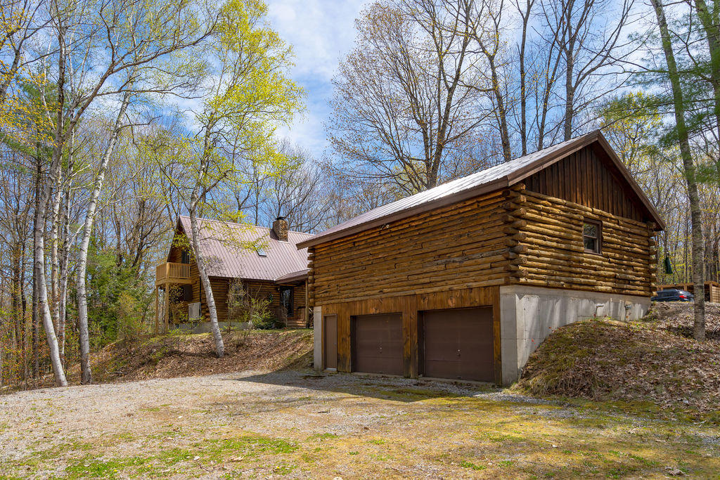 22 Birchwood Lane Poland ME 04274