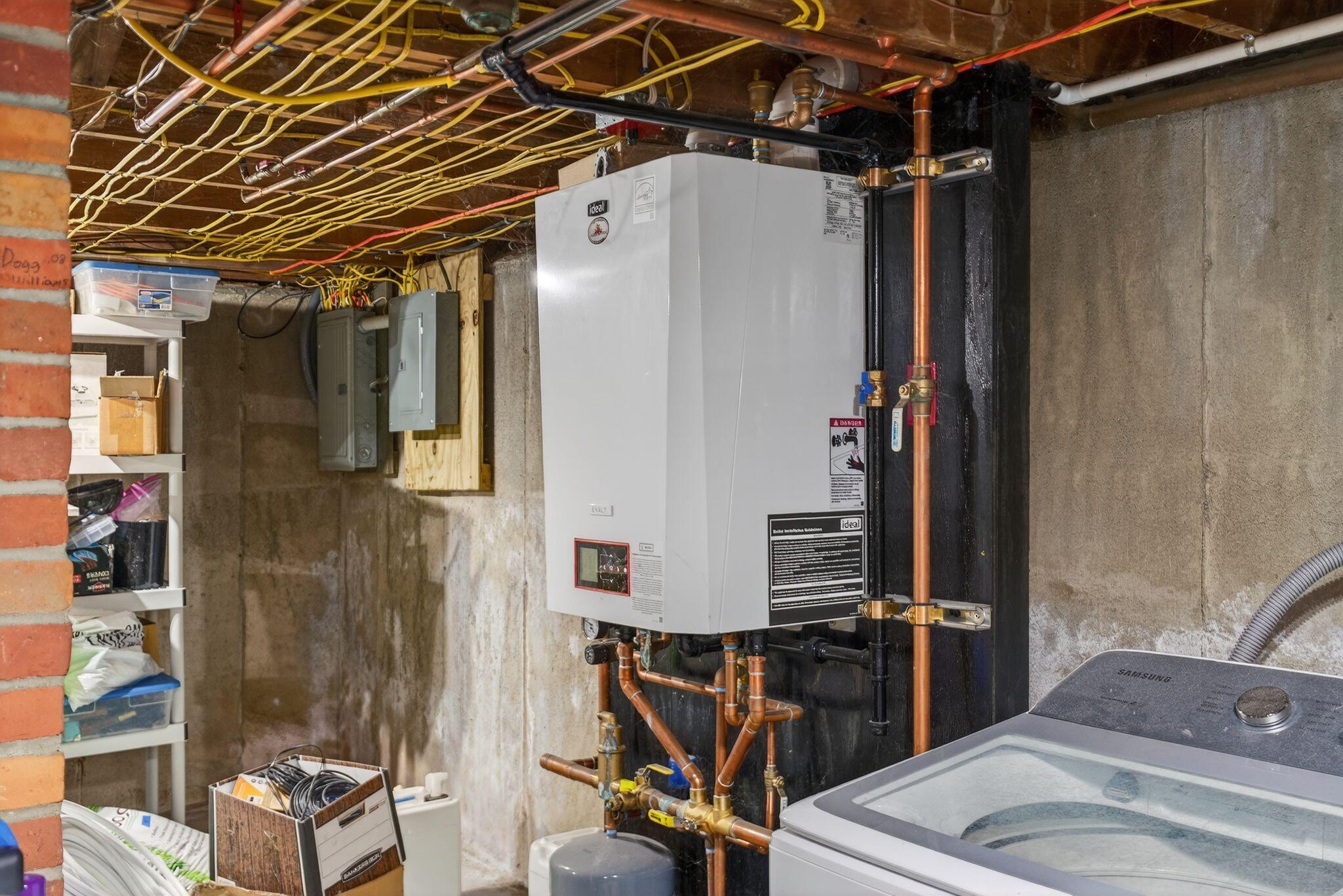 64 Newland Avenue Augusta ME 04330