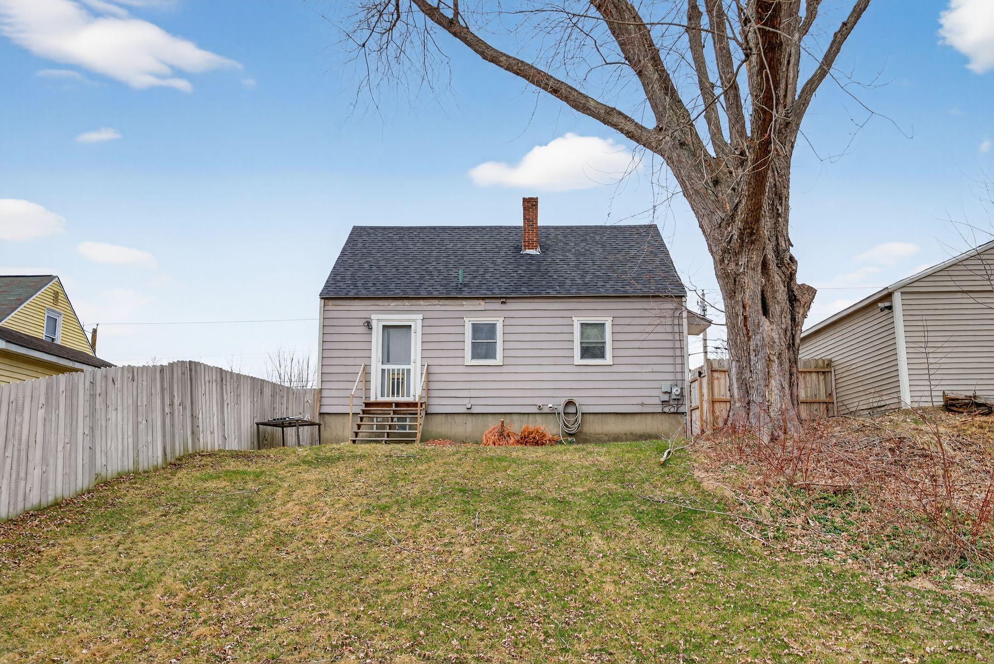 64 Newland Avenue Augusta ME 04330