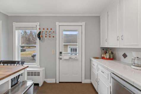 64 Newland Avenue Augusta ME 04330