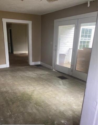 20 Florence Street Augusta ME 04330