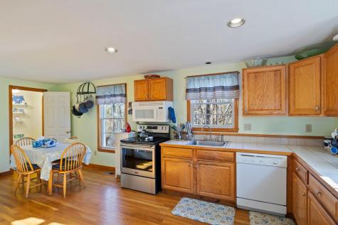 16 Passaic Road York ME 03902