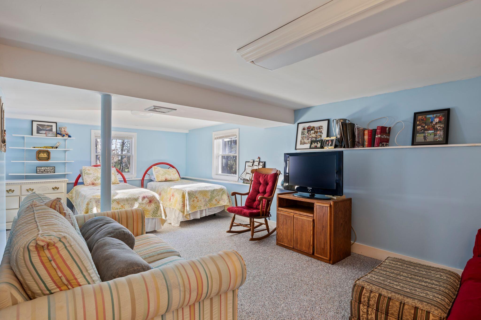 16 Passaic Road York ME 03902