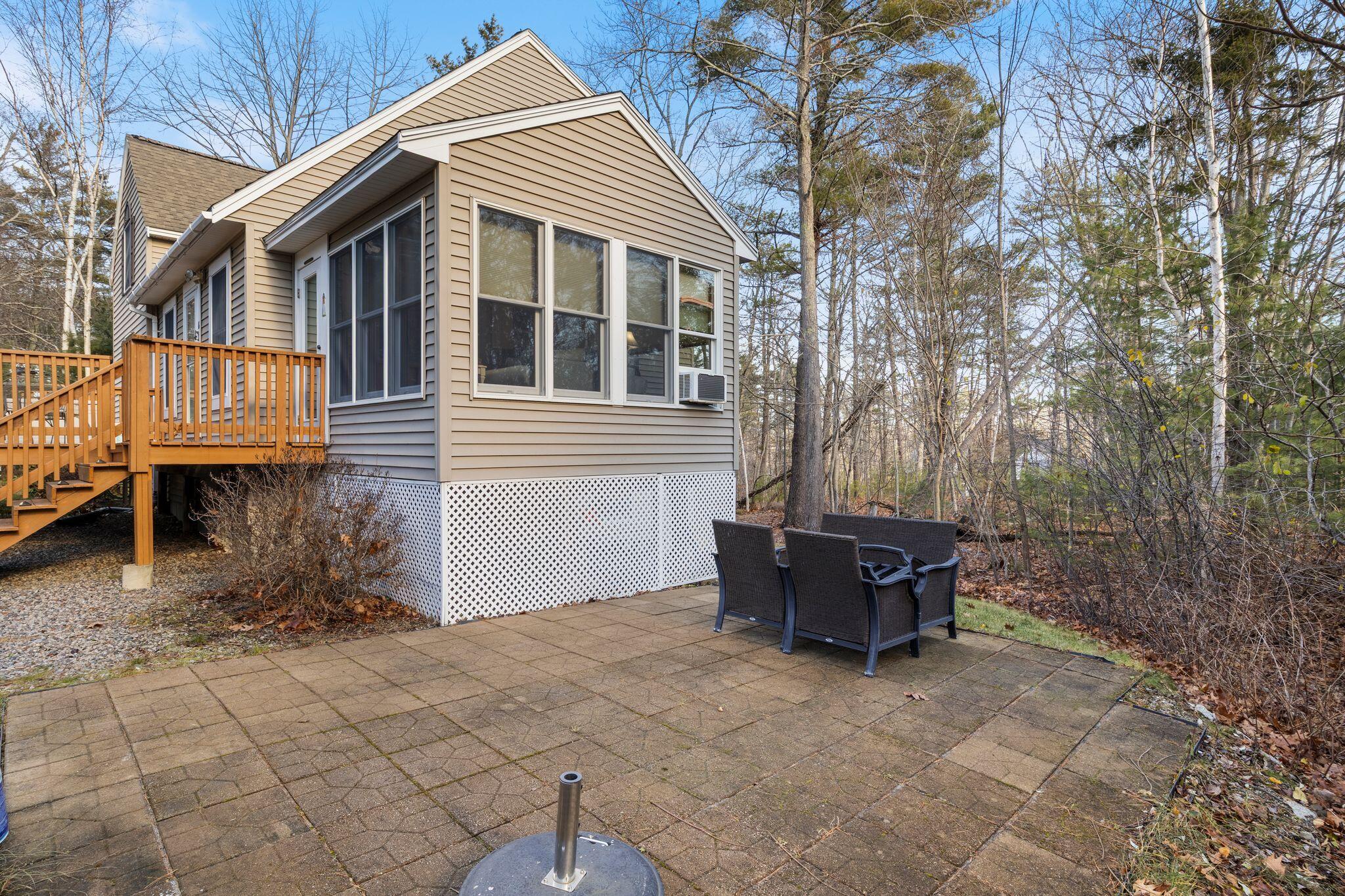 16 Passaic Road York ME 03902