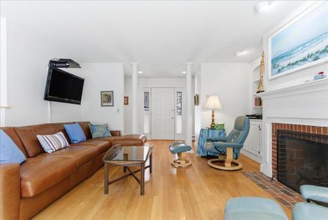 63 Maple Ridge Drive Winthrop ME 04364