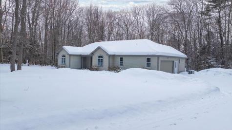 63 Maple Ridge Drive Winthrop ME 04364