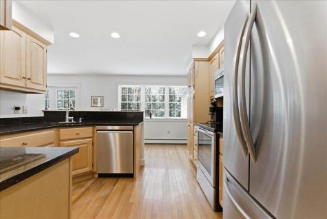 63 Maple Ridge Drive Winthrop ME 04364