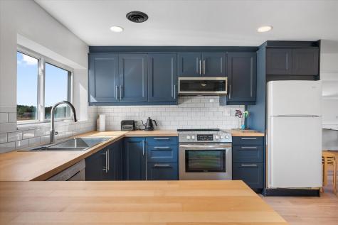 1440 Coastal Road Brooksville ME 04617