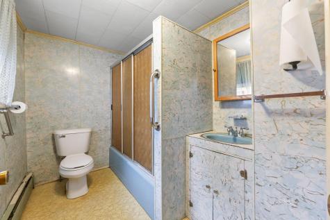 16 Webster Road Lisbon ME 04250