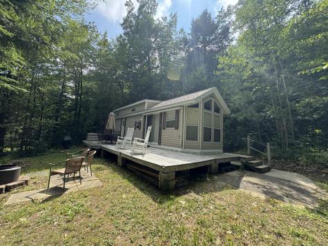 46 Chipmunk Lane Monmouth ME 04259