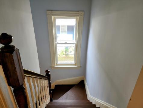 10 Ashe Street Auburn ME 04210