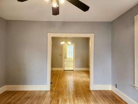10 Ashe Street Auburn ME 04210