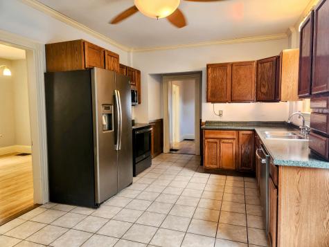 10 Ashe Street Auburn ME 04210