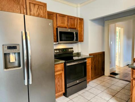 10 Ashe Street Auburn ME 04210