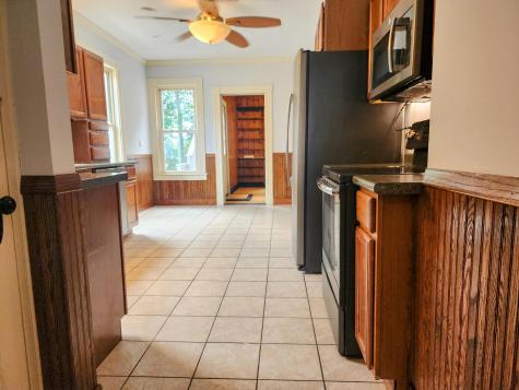 10 Ashe Street Auburn ME 04210