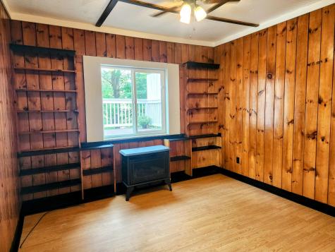10 Ashe Street Auburn ME 04210