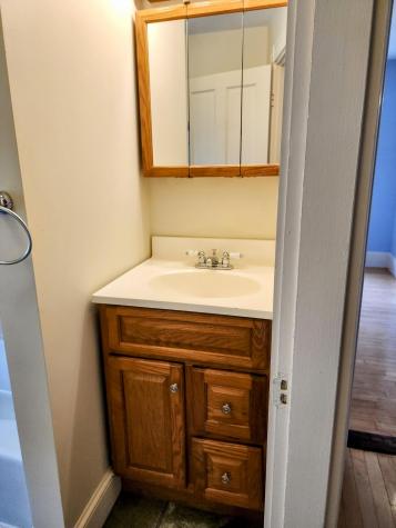 10 Ashe Street Auburn ME 04210