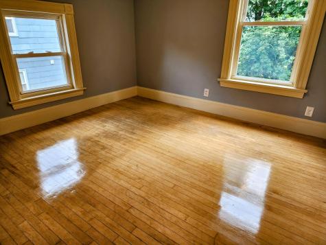 10 Ashe Street Auburn ME 04210
