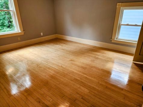 10 Ashe Street Auburn ME 04210