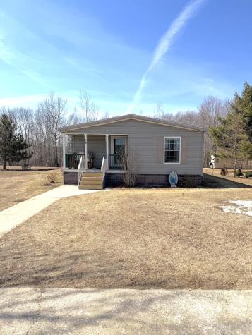 98 Pleasant Hill Road Limerick ME 04048
