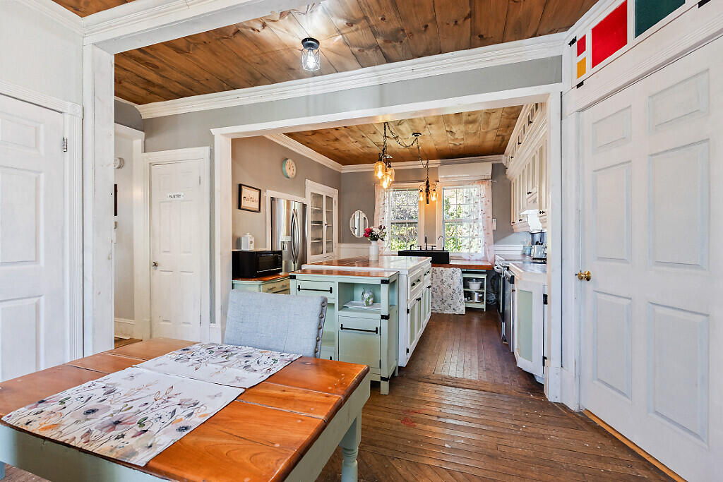 34 Troy Road Burnham ME 04922