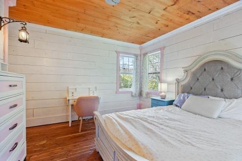 34 Troy Road Burnham ME 04922