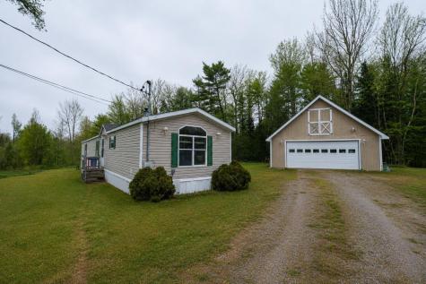 19 Marston Meadow Road Glenburn ME 04401