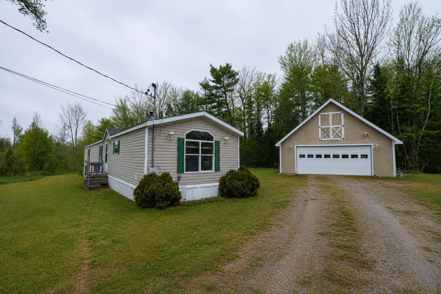 19 Marston Meadow Road Glenburn ME 04401