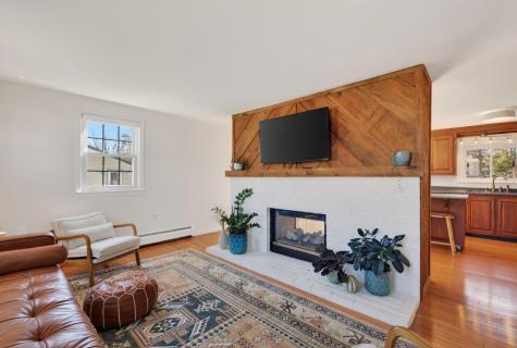 63 Scott Road South Portland ME 04106
