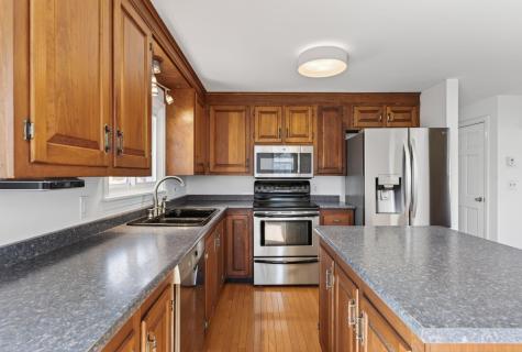 63 Scott Road South Portland ME 04106