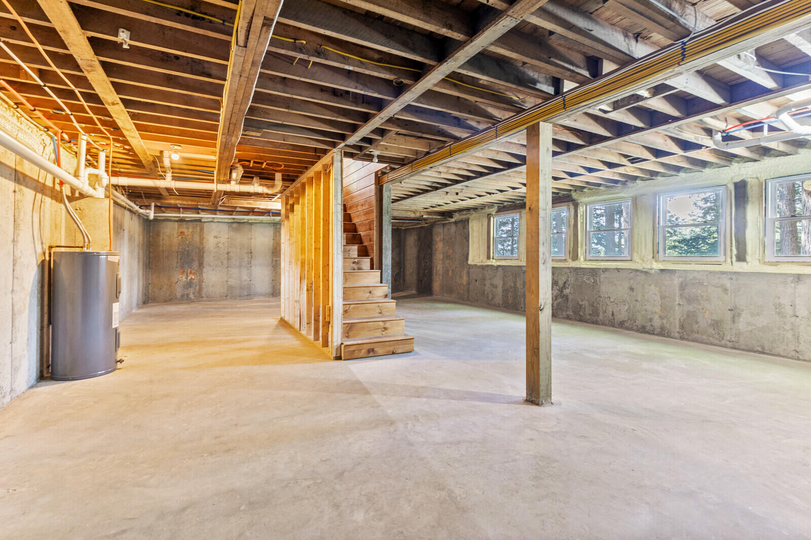 25 Gifford Place & Blake Island Oakland ME 04963
