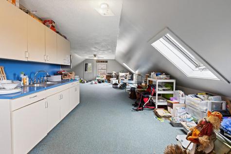 166 Weeks Mills Road China ME 04358