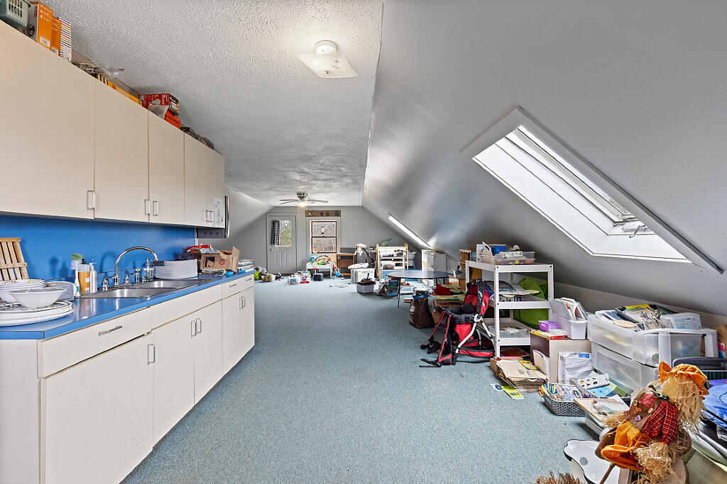 166 Weeks Mills Road China ME 04358