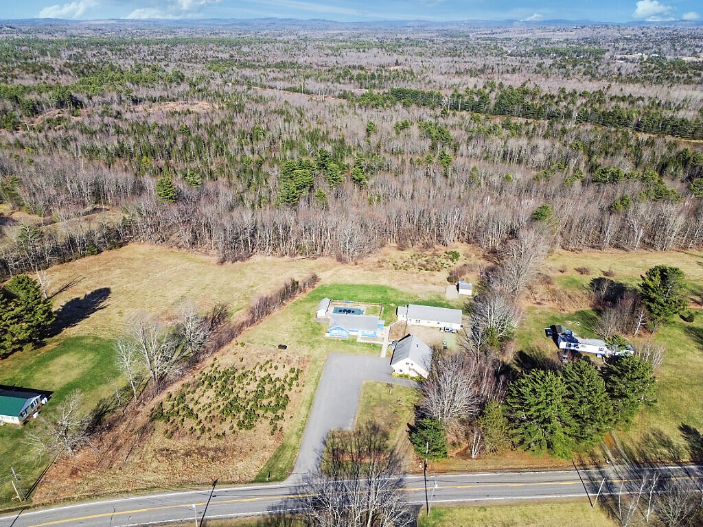 166 Weeks Mills Road China ME 04358