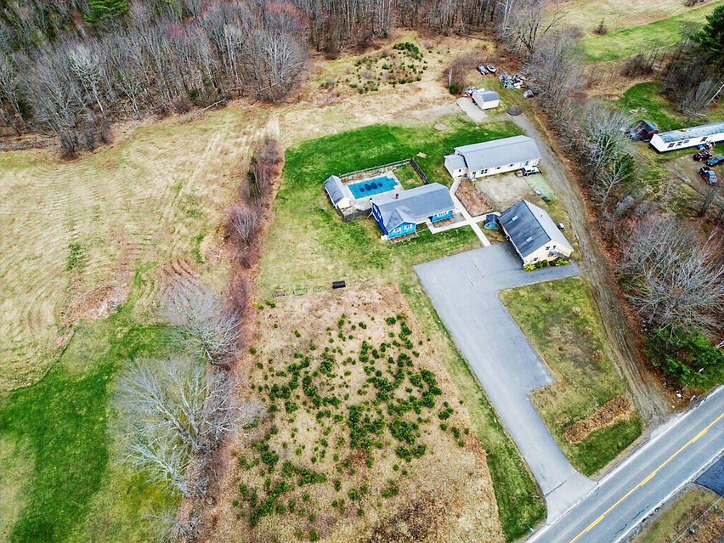 166 Weeks Mills Road China ME 04358