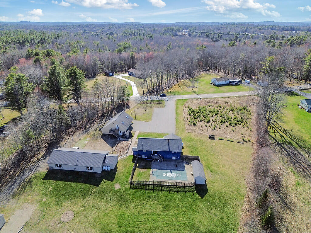 166 Weeks Mills Road China ME 04358