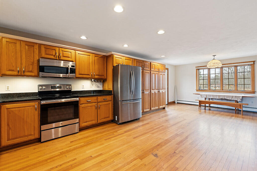 166 Weeks Mills Road China ME 04358