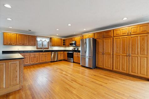 166 Weeks Mills Road China ME 04358