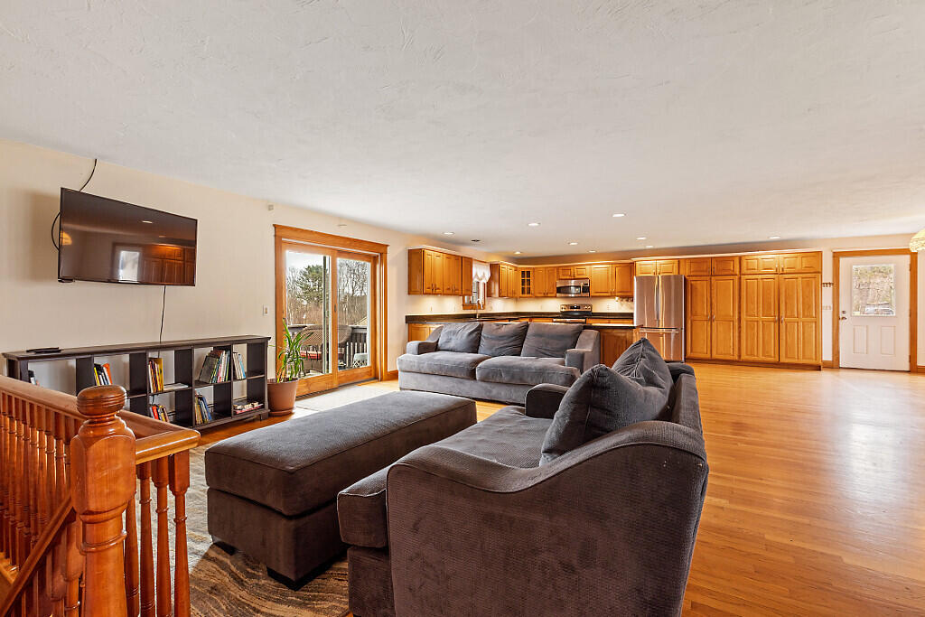 166 Weeks Mills Road China ME 04358