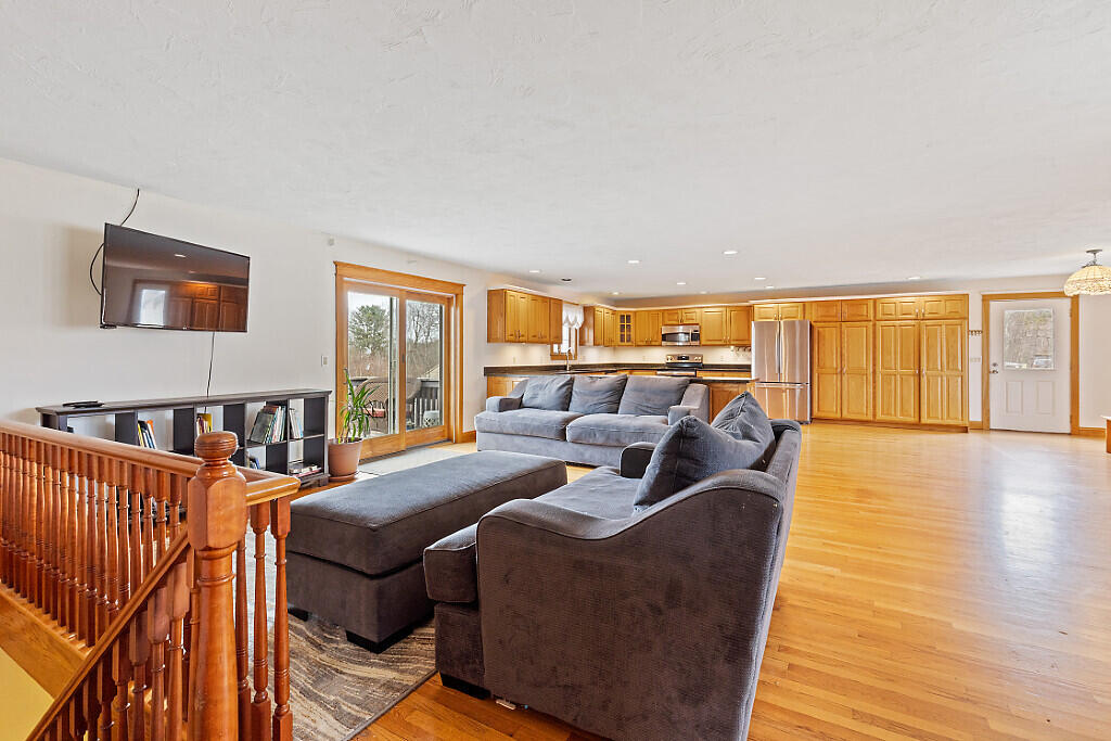 166 Weeks Mills Road China ME 04358