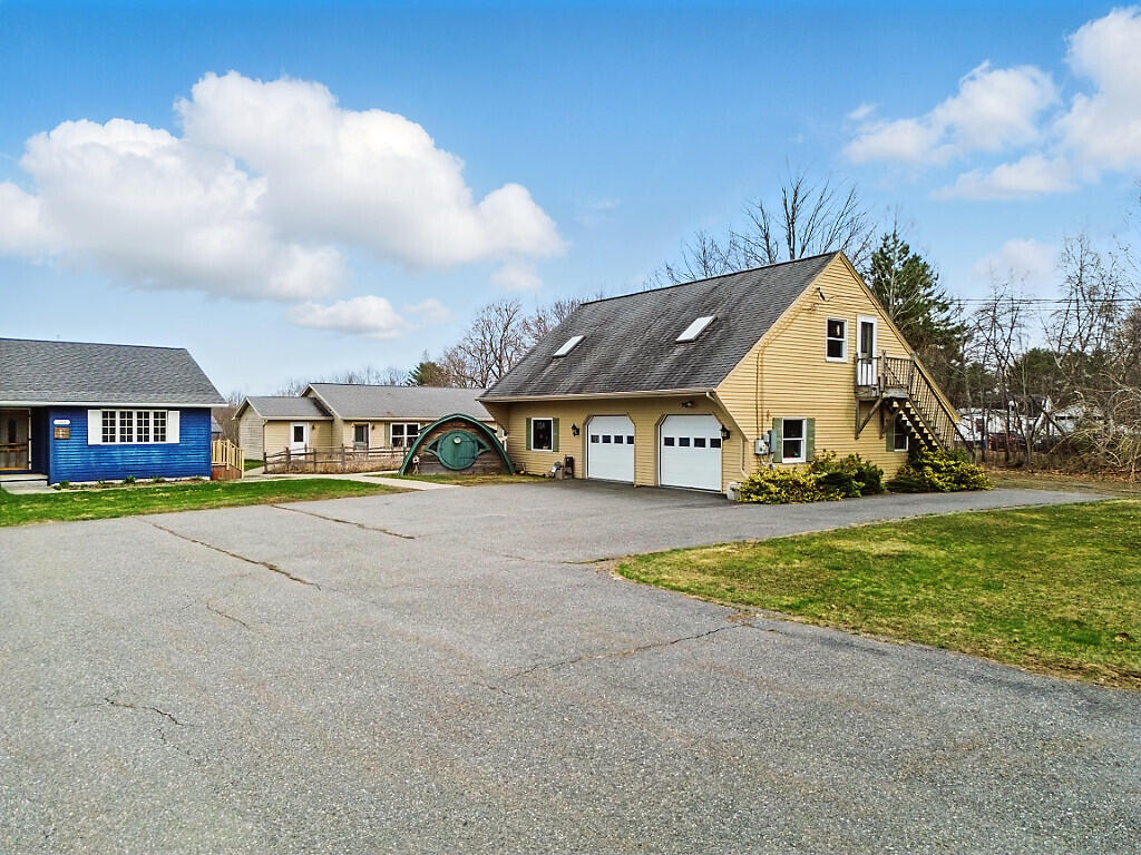 166 Weeks Mills Road China ME 04358