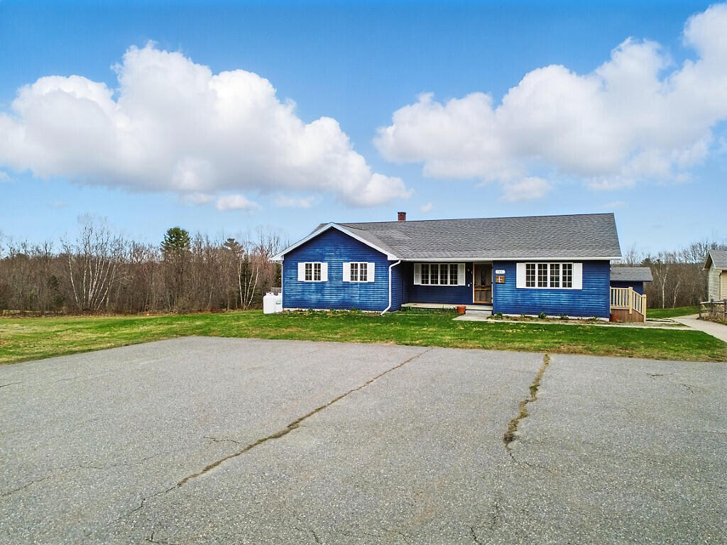 166 Weeks Mills Road China ME 04358