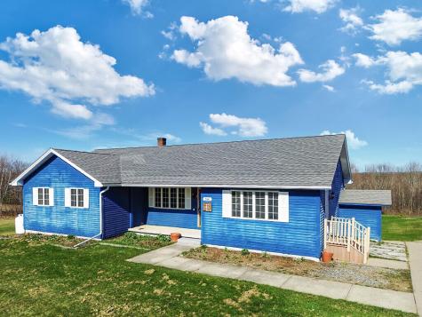 166 Weeks Mills Road China ME 04358