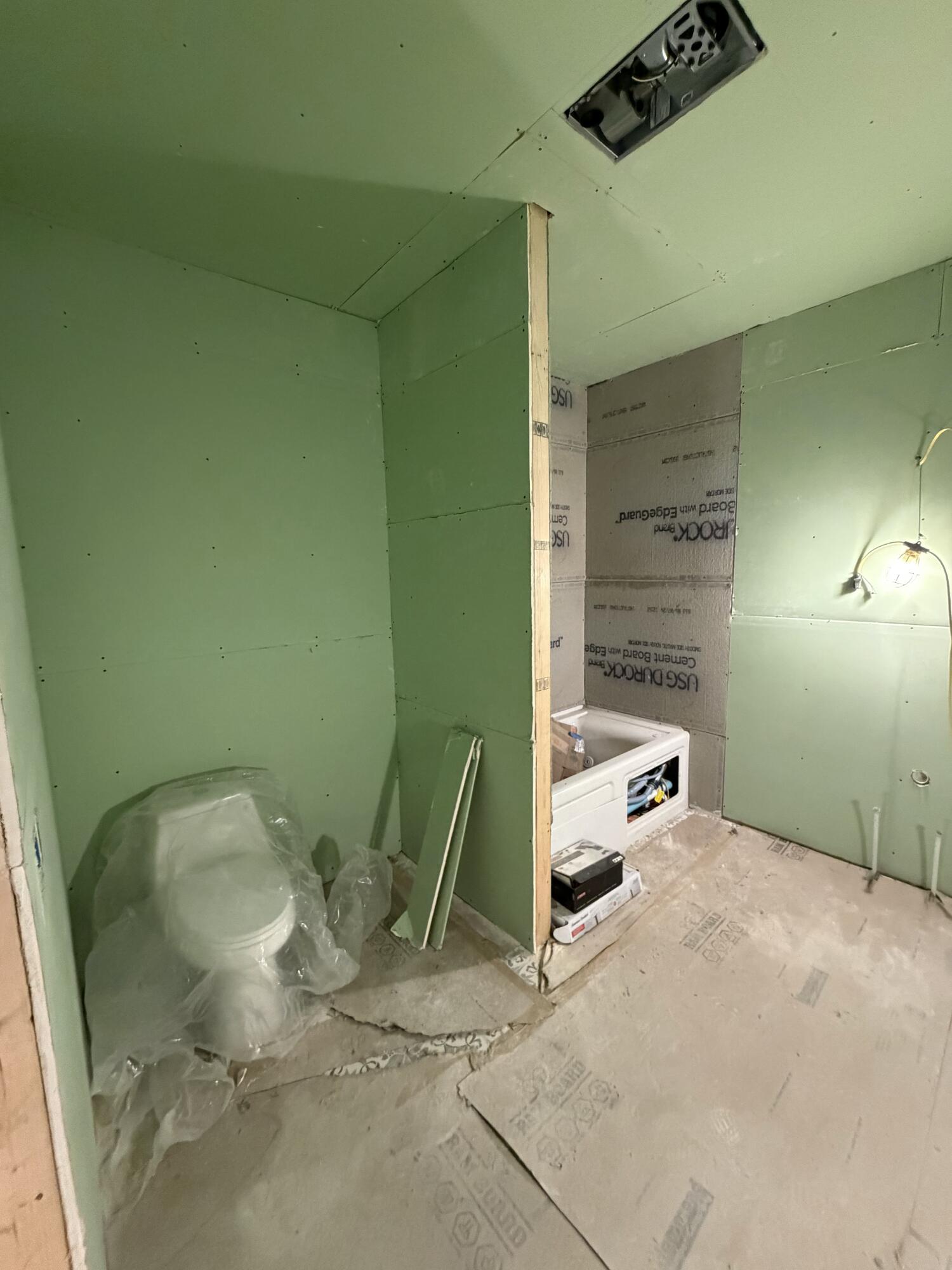 140 Clifford Road Phippsburg ME 04562