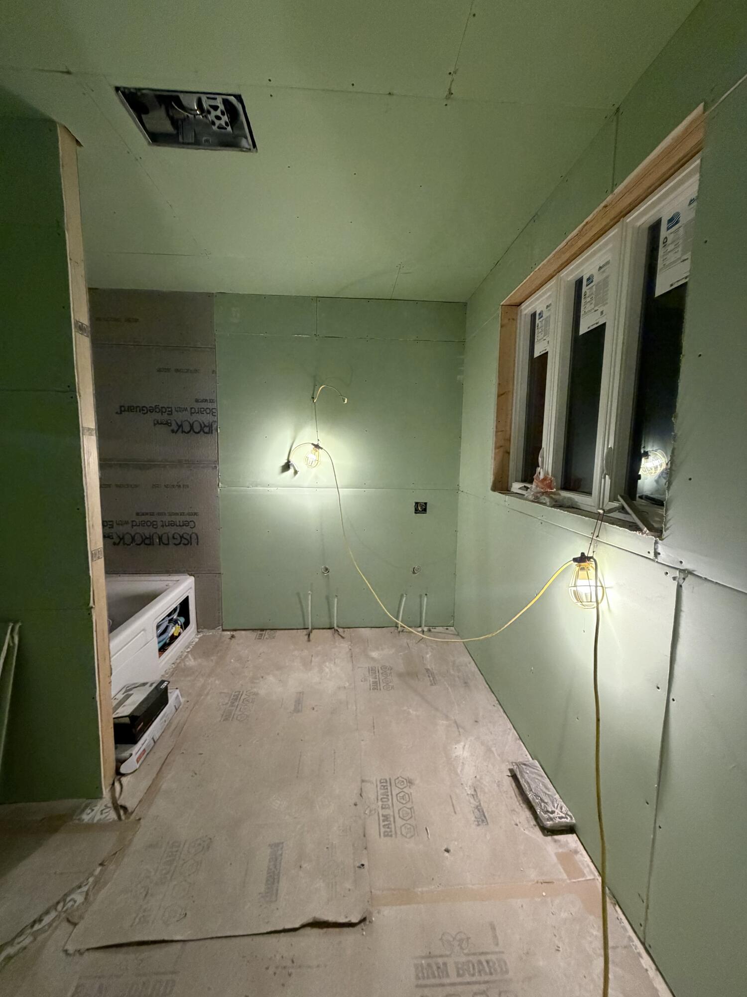 140 Clifford Road Phippsburg ME 04562