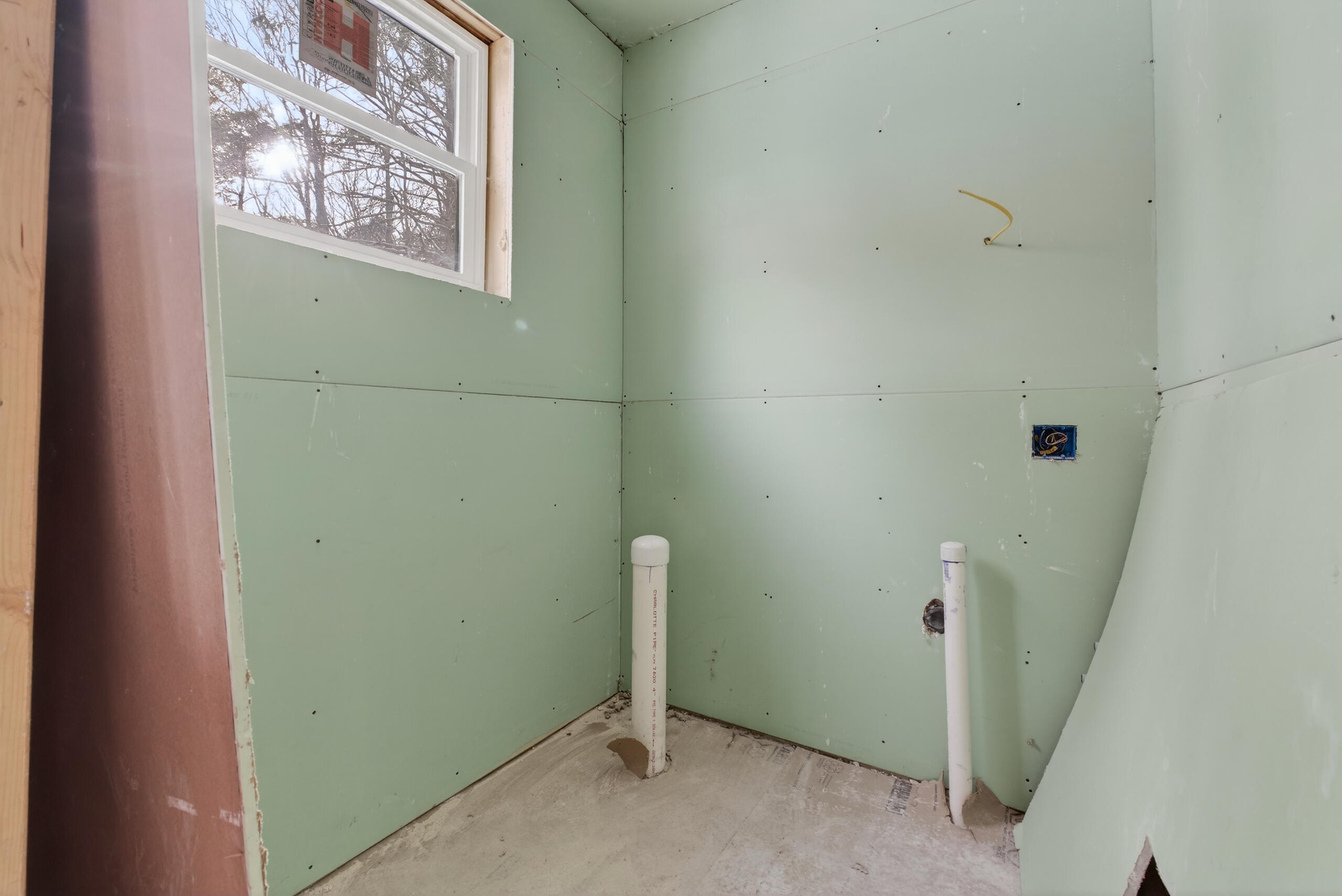 140 Clifford Road Phippsburg ME 04562