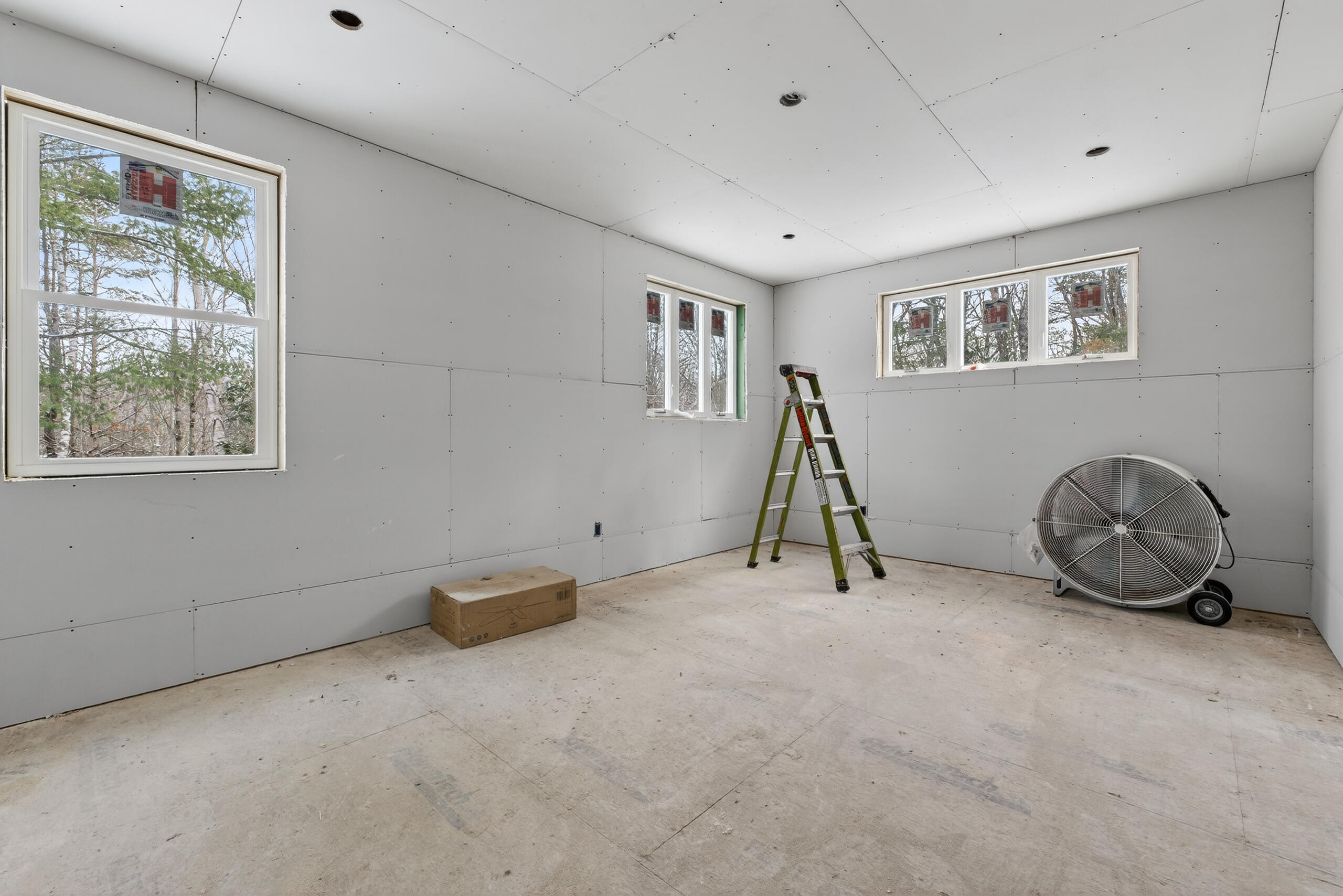 140 Clifford Road Phippsburg ME 04562